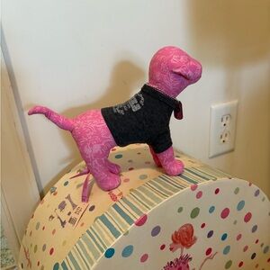 Pink Victoria’s Secret dog “The Pinks Love and Rock N Roll NWT